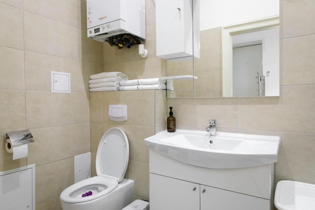 Le David City Apartment Вена Экстерьер фото