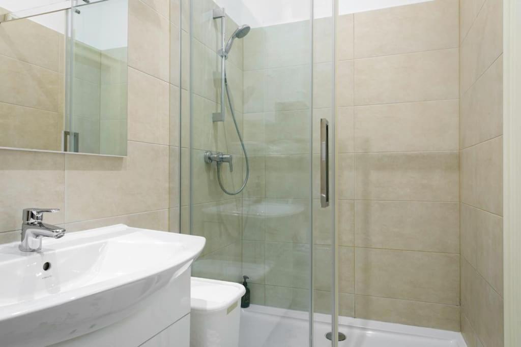 Le David City Apartment Вена Экстерьер фото