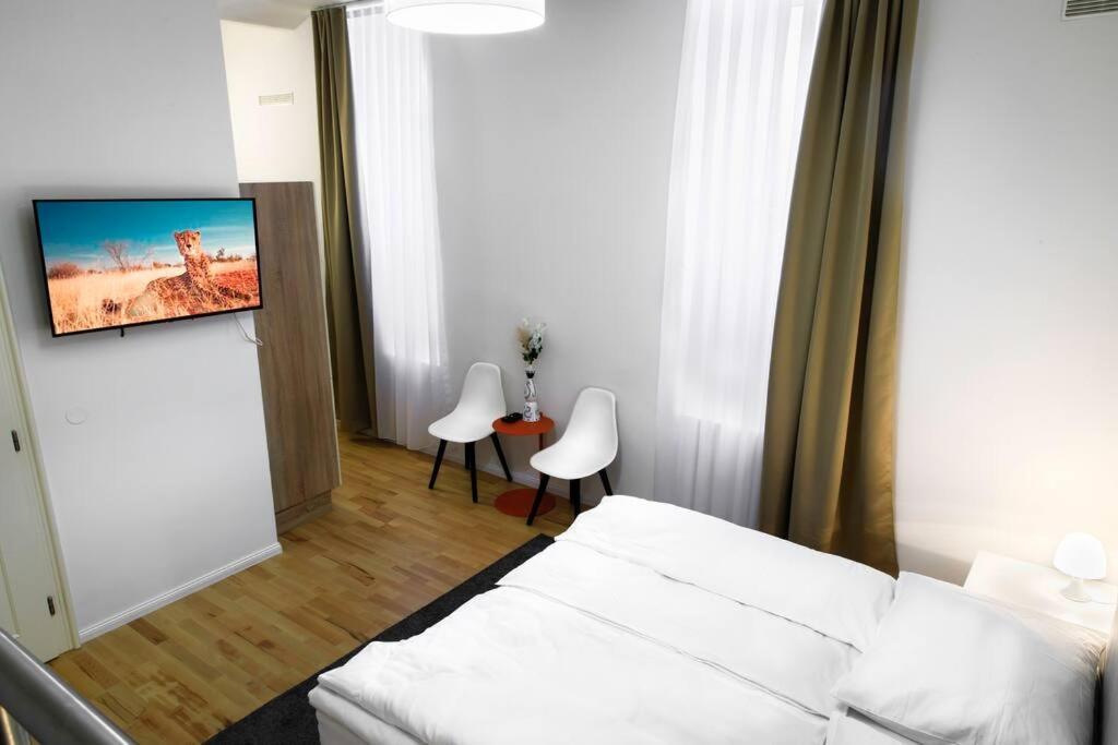 Le David City Apartment Вена Экстерьер фото